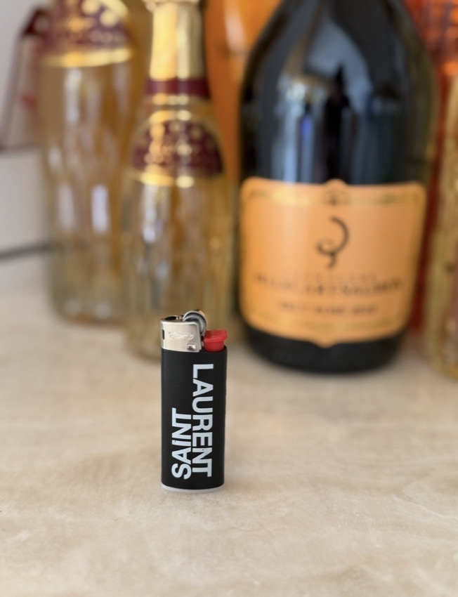 Saint Laurent Rive Droite black logo lighter